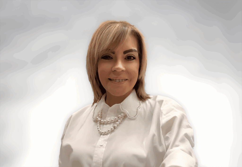 Isela Kloeppel, COO